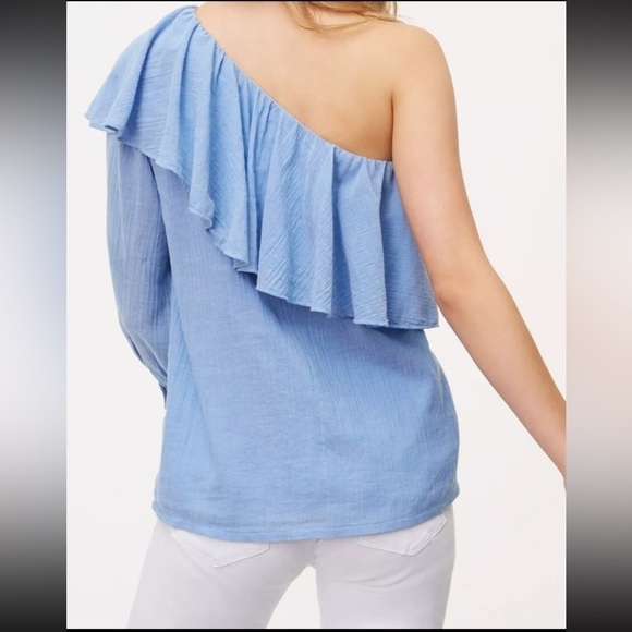 Ann Taylor Loft Blue Chambray Cotton One Shoulder Ruffle Top Blouse Small NWT - Picture 2 of 11